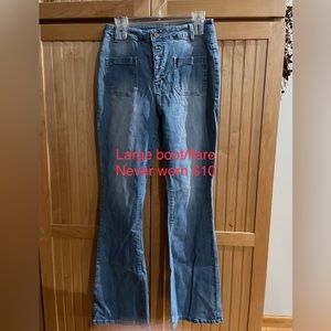 Size large nwot button fit boot cut jeans